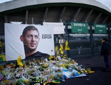 Εμιλιάνο Σάλα: Ανθρώπινη σορός εντοπίστηκε στα συντρίμμια του αεροσκάφους- Πλάνα από το βυθό